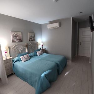 Habitación con 2 Camas Individuales